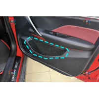Обшивка самоклеящимся карпетом в дверные карманы Geely Coolray I 2019-2024